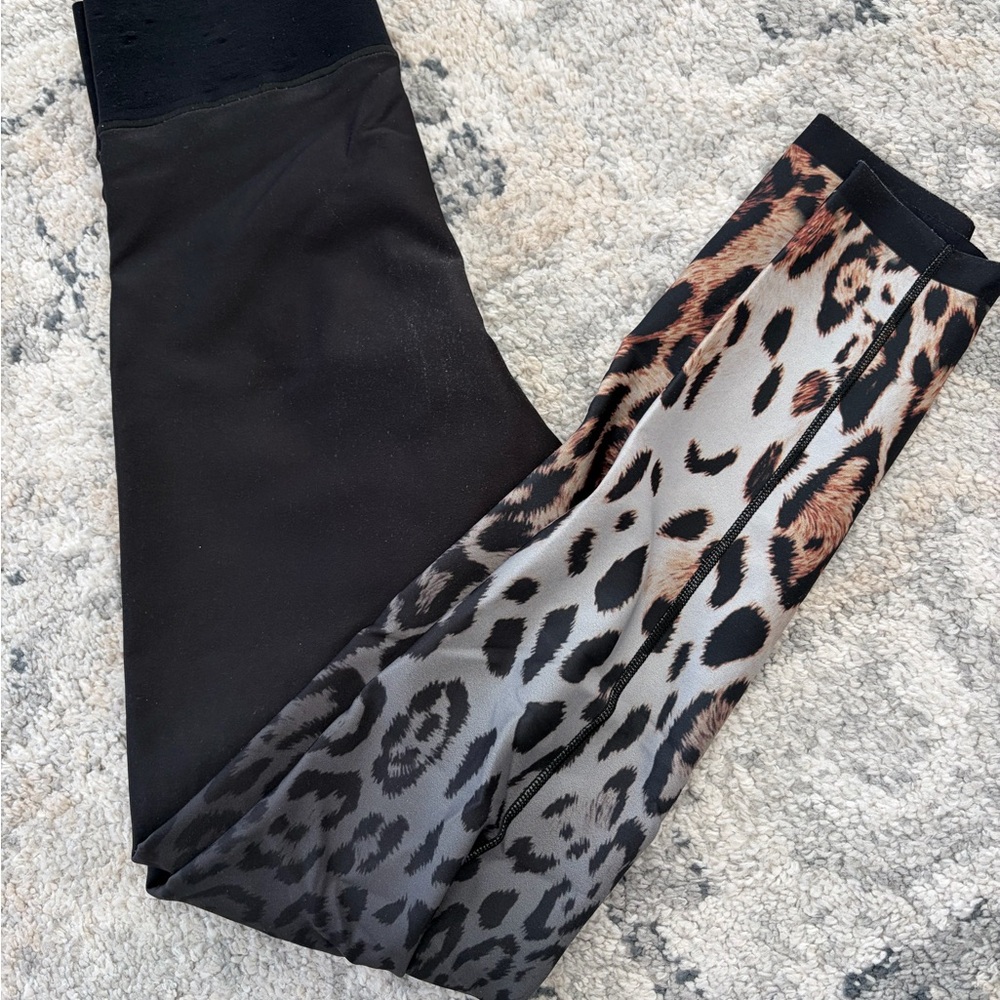 Ultracor Black and Brown Leopard Print Leggings